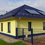 Strandhaus Sonnenseite Rechts, Nur 100m Vom Senftenberger Зенфтенберг