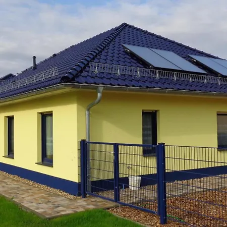 Strandhaus Sonnenseite Rechts, Nur 100m Vom Senftenberger Senftenberg