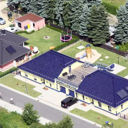 Ferienhaus Strandhaus Sonnenseite Rechts, Nur 100M Vom Senftenberger See بيت للعطل