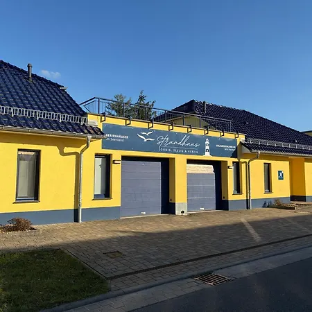 Дом отдыха Strandhaus Sonnenseite Rechts, Nur 100m Vom Senftenberger Зенфтенберг