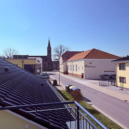 Strandhaus Sonnenseite Rechts, Nur 100m Vom Senftenberger Senftenberg
