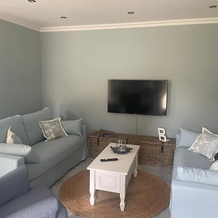 Strandhaus Sonnenseite Rechts, Nur 100m Vom Senftenberger *