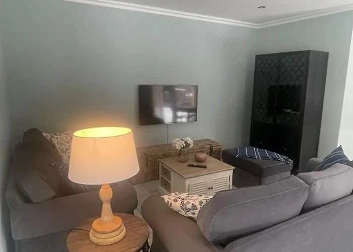 Strandhaus Sonnenseite Rechts, Nur 100m Vom Senftenberger Dom wakacyjny *