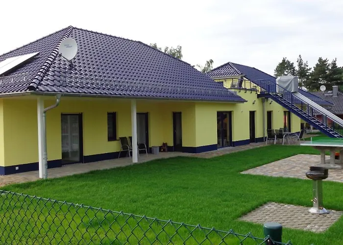 Strandhaus Sonnenseite Rechts, Nur 100m Vom Senftenberger * Senftenberg