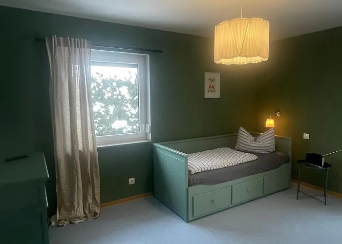 Strandhaus Sonnenseite Rechts, Nur 100m Vom Senftenberger * Senftenberg