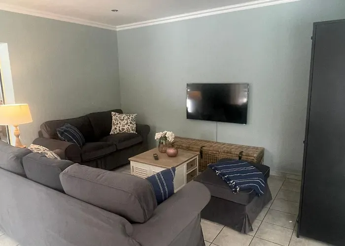 Strandhaus Sonnenseite Rechts, Nur 100m Vom Senftenberger * Senftenberg