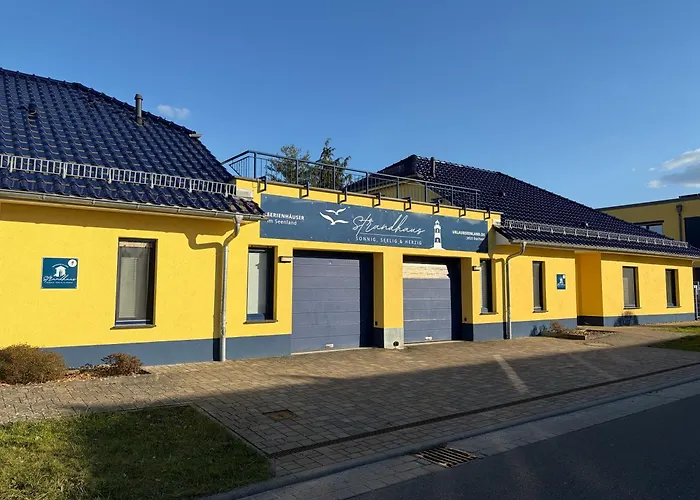 Dom wakacyjny Strandhaus Sonnenseite Rechts, Nur 100m Vom Senftenberger Senftenberg