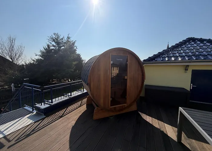 Strandhaus Sonnenseite Rechts, Nur 100m Vom Senftenberger Holiday home *