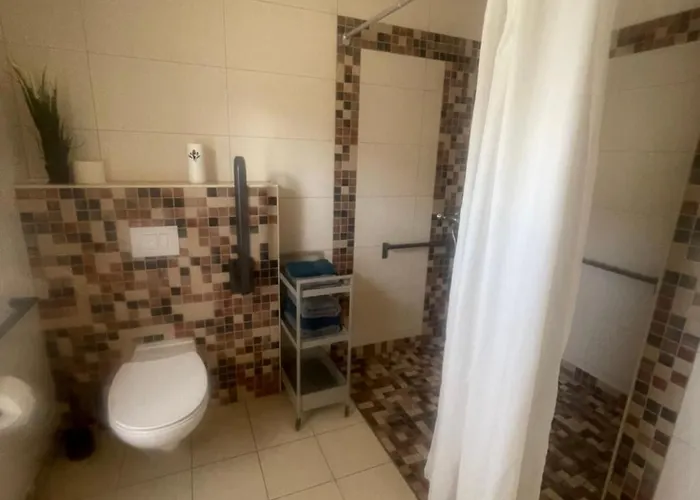 Strandhaus Sonnenseite Rechts, Nur 100m Vom Senftenberger