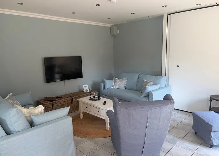 Strandhaus Sonnenseite Rechts, Nur 100m Vom Senftenberger * سنفتنبرغ